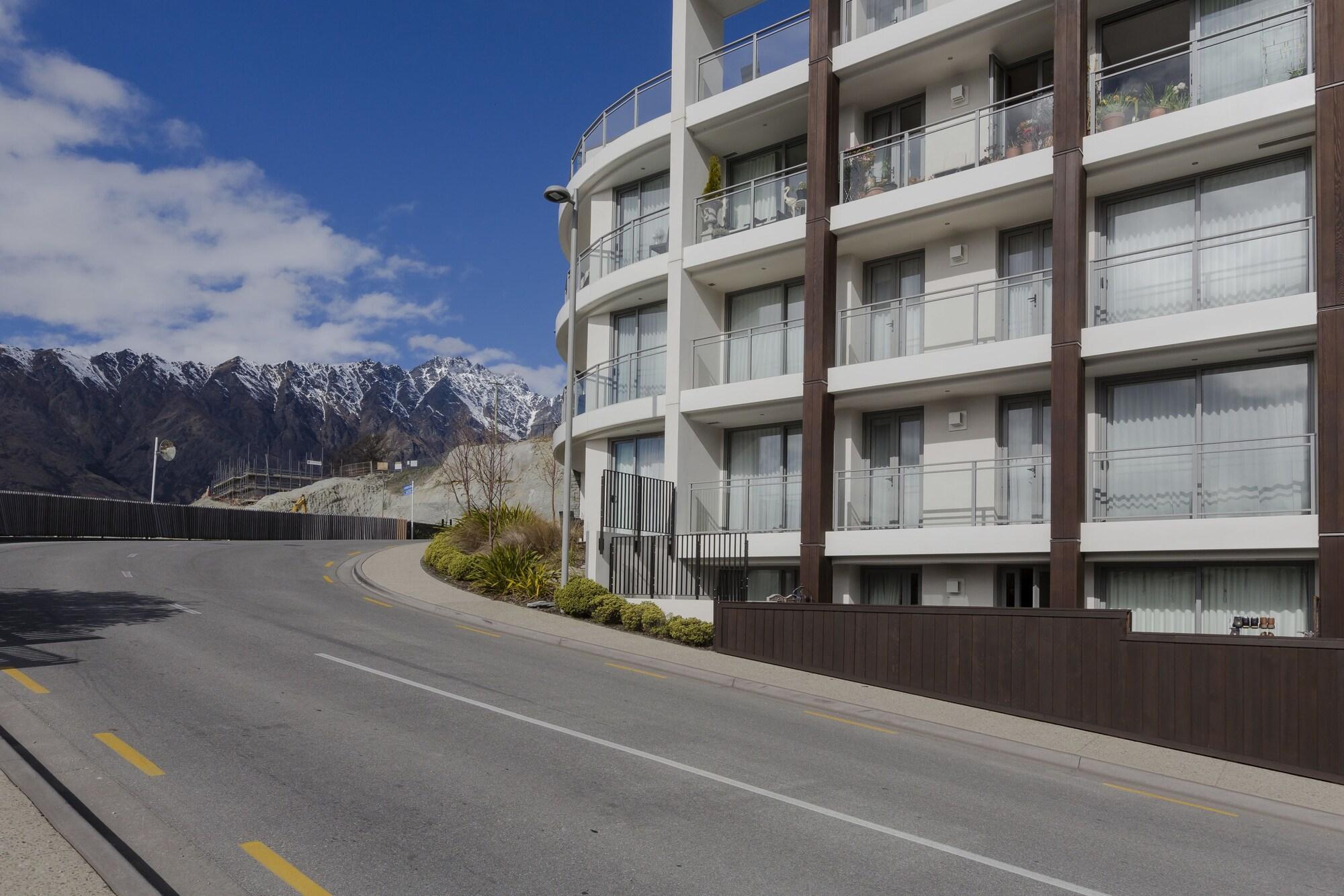 Queenstown Village Apartments Eksteriør billede